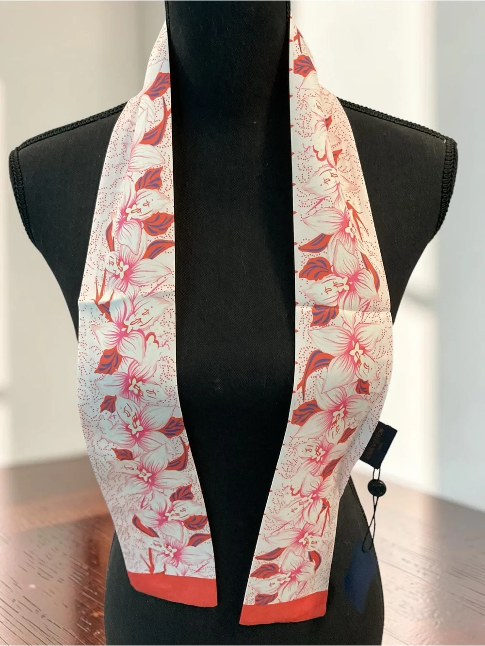 NWT Source Uknown White & Red Silk Twilly Scarf